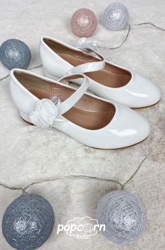 Dievčenské elegantné sandáliky FLOWER white