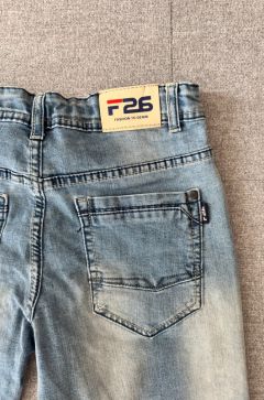 Chlapčenské riflové nohavice F26