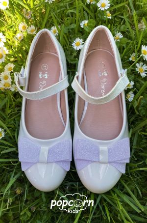 Dievčenské elegantné sandáliky white BOW